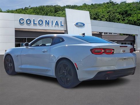 Used 2024 Chevrolet Camaro LT image 4