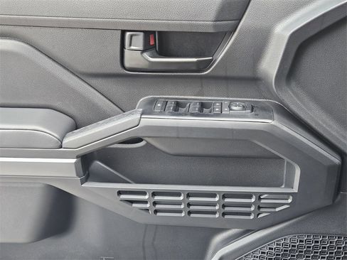 New 2025 Toyota Tacoma SR5 w/ Blackout Package (GST) image 17