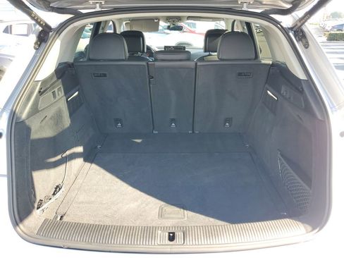 Used 2022 Audi Q5 2.0T Premium Plus w/ Premium Plus Package image 9