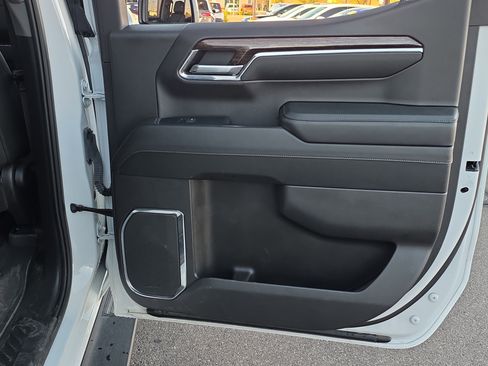 Used 2024 GMC Sierra 1500 Elevation w/ Elevation Premium Package image 31