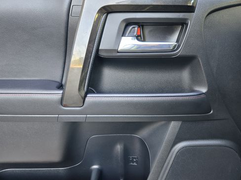 Used 2023 Toyota 4Runner TRD Off-Road Premium image 17