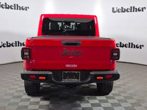 Used 2024 Jeep Gladiator Mojave AWD/4WD image 6