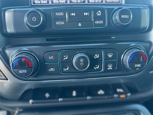 Used 2018 Chevrolet Silverado 1500 LTZ w/ Sport Package image 20