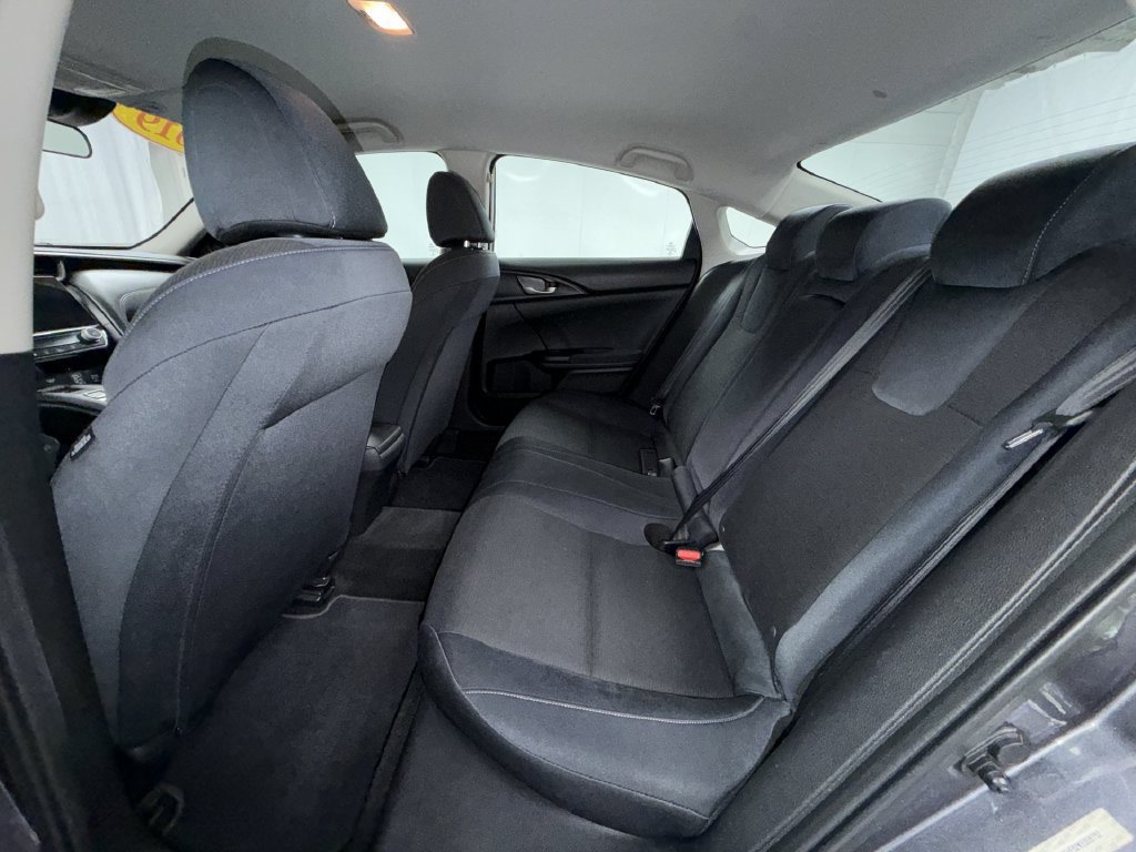 Used 2019 Honda Insight EX image 5