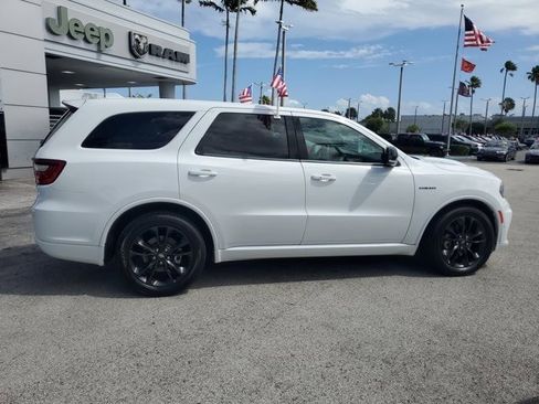 Certified 2022 Dodge Durango R/T w/ Blacktop Package AWD/4WD image 8