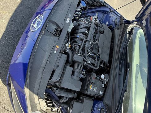 Used 2022 Hyundai Elantra SEL w/ Cargo Package FWD image 22