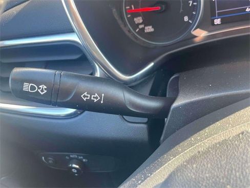 Used 2019 Chevrolet Equinox LT image 22