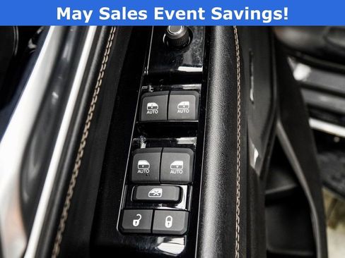 Used 2024 Jeep Wagoneer L Series II w/ Flexible Seating Group AWD/4WD image 33