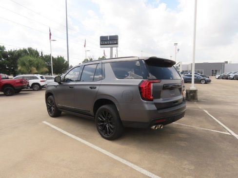 Used 2024 GMC Yukon Denali w/ Advanced Technology Package RWD image 8