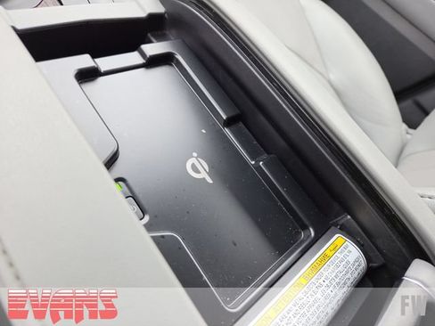 Used 2021 Toyota Highlander Limited AWD/4WD image 15