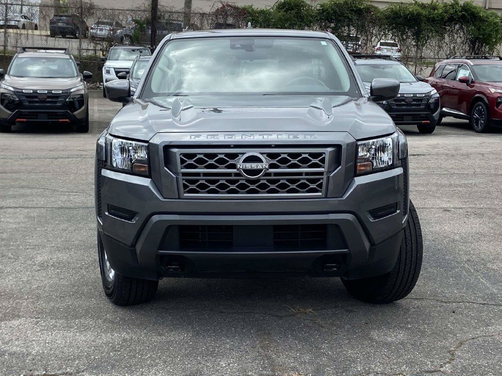 Used 2024 Nissan Frontier SV w/ Technology Package AWD/4WD image 4
