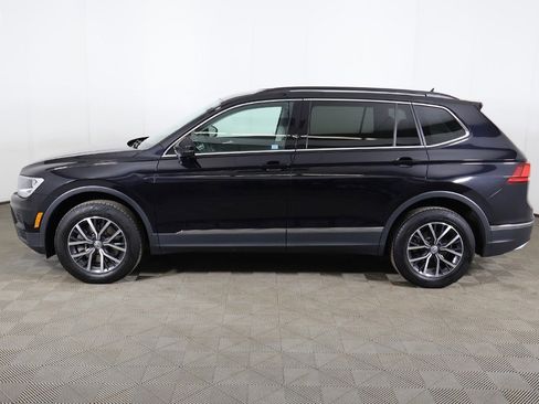 Used 2020 Volkswagen Tiguan SE image 16