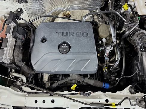 Used 2024 Buick Encore GX Preferred w/ Comfort Package image 30