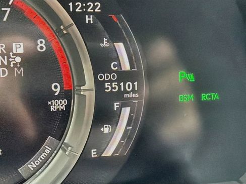 Used 2018 Lexus LC 500 Coupe w/ Performance Package RWD image 39