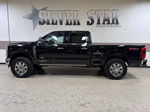 Used 2023 Ford F250 Lariat w/ Lariat Ultimate Package AWD/4WD image 5