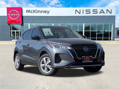 New 2025 Nissan Kicks S