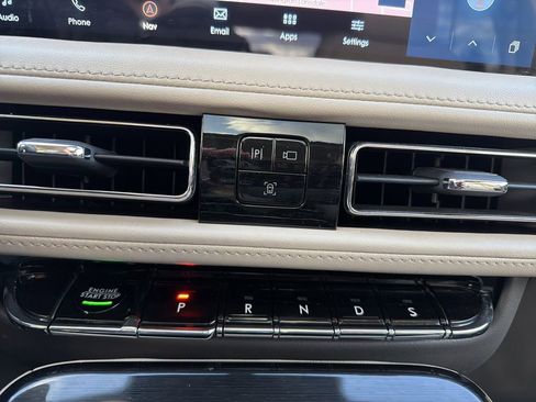 Certified 2023 Lincoln Nautilus Reserve w/ Equipment Group 201A image 26