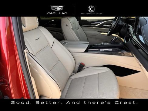 Used 2023 Cadillac Escalade Premium Luxury AWD/4WD image 27