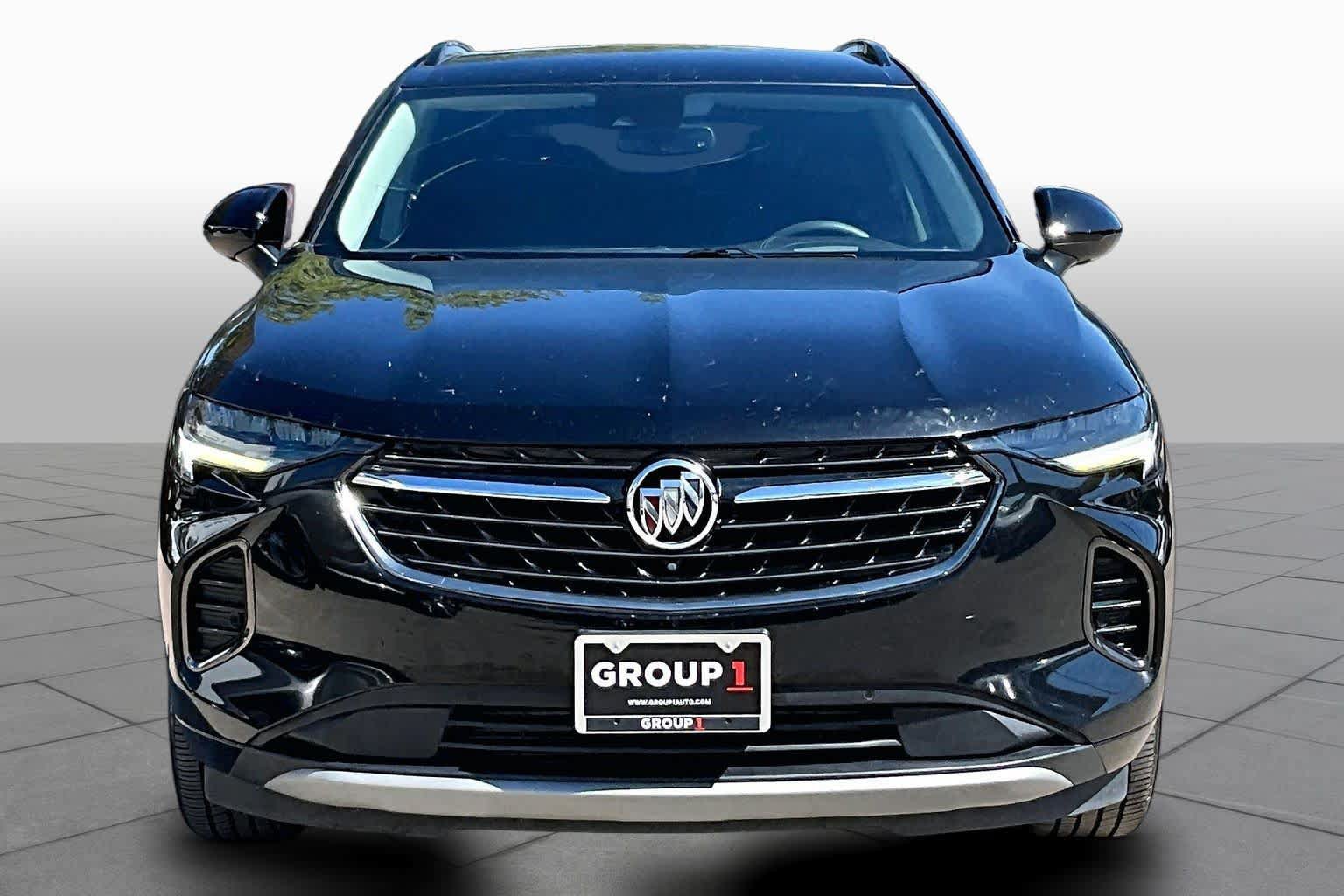 Used 2021 Buick Envision Essence w/ Technology Package I FWD image 3