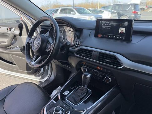 Used 2018 MAZDA CX-9 Touring image 25