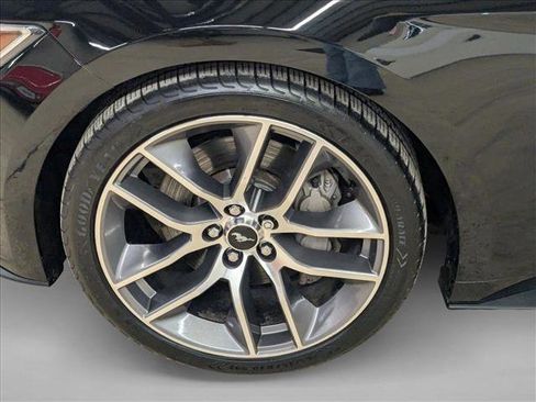 Used 2017 Ford Mustang GT Premium w/ Equipment Group 401A image 24