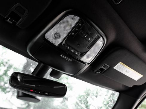 Used 2021 Dodge Durango R/T w/ Blacktop Package image 38