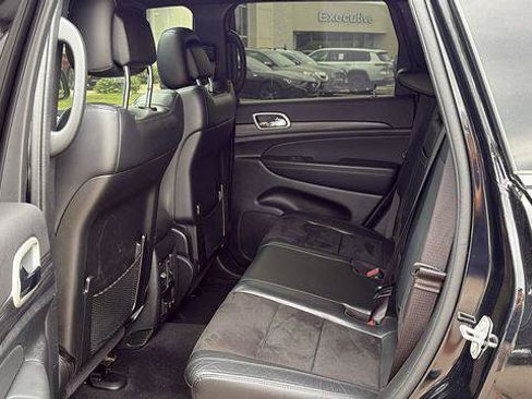 Certified 2022 Jeep Grand Cherokee Laredo X AWD/4WD image 23