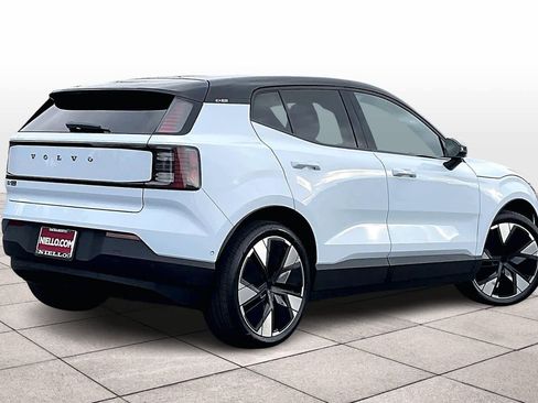 Used 2025 Volvo EX30 Ultra image 16