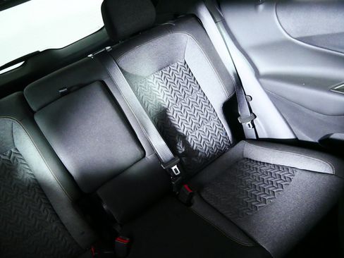 Used 2023 Chevrolet Equinox LT FWD image 14