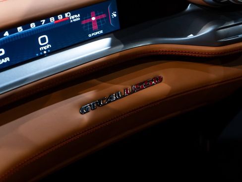 Used 2018 Ferrari GTC4Lusso AWD/4WD image 47