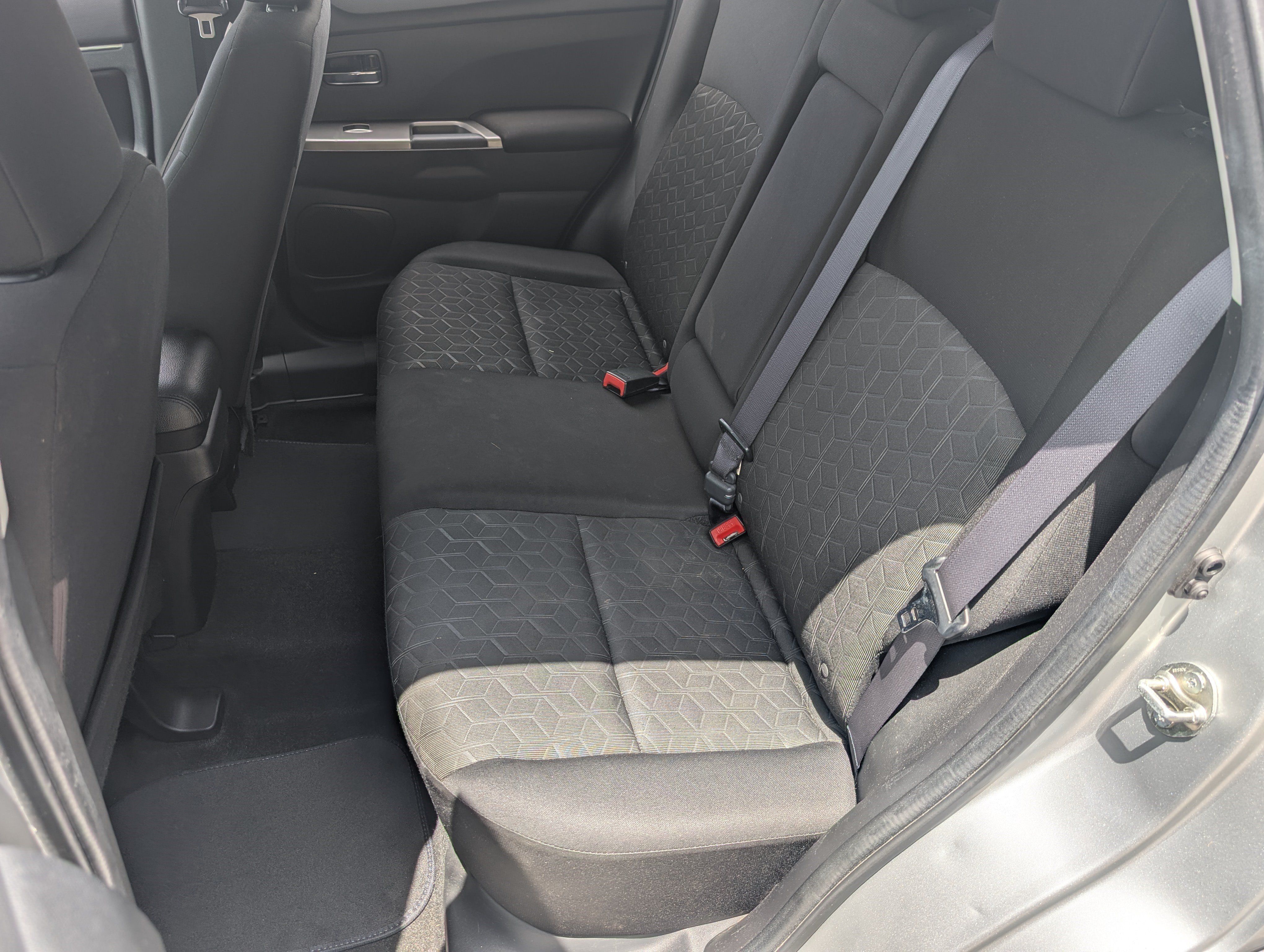 Used 2020 Mitsubishi Outlander Sport ES AWD/4WD image 17