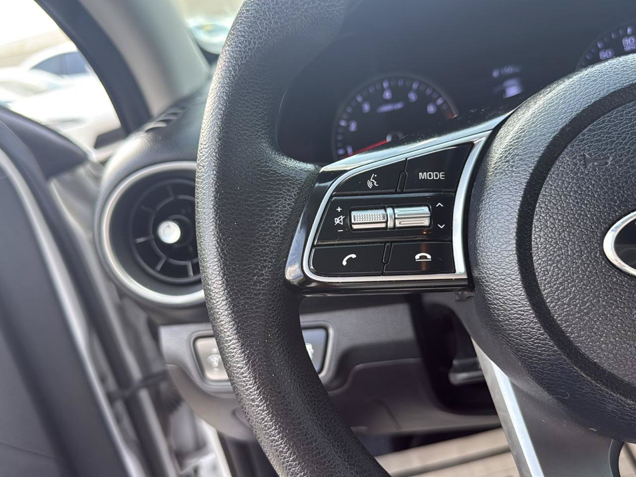 Used 2019 Kia Forte LXS FWD image 16