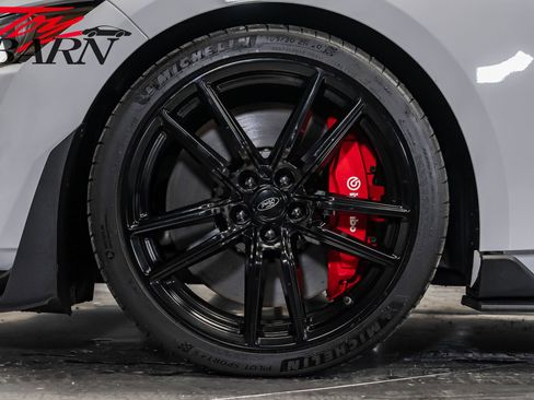 Used 2020 Ford Mustang Shelby GT500 w/ Technology Package image 17