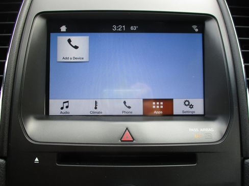Used 2016 Ford Taurus SEL w/ Equipment Group 201A FWD image 22