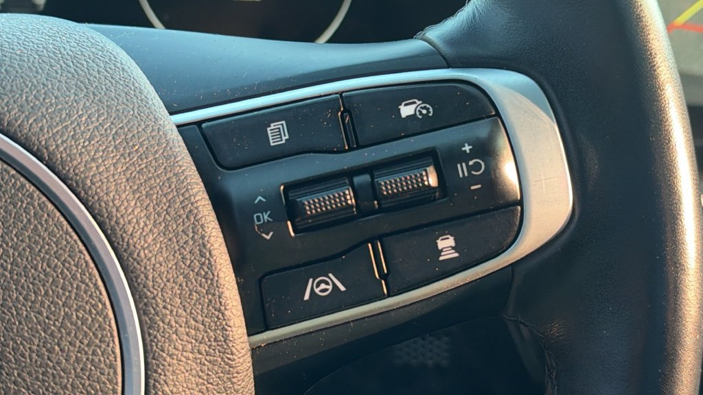 Used 2023 Kia Sportage SX FWD image 24