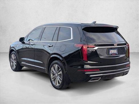 Used 2024 Cadillac XT6 Premium Luxury image 8