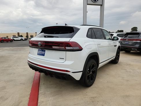 New 2026 Volkswagen Atlas Cross Sport SEL R-Line AWD/4WD image 7