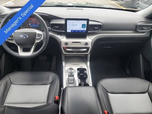 Certified 2023 Ford Explorer XLT w/ Equipment Group 202A AWD/4WD image 27