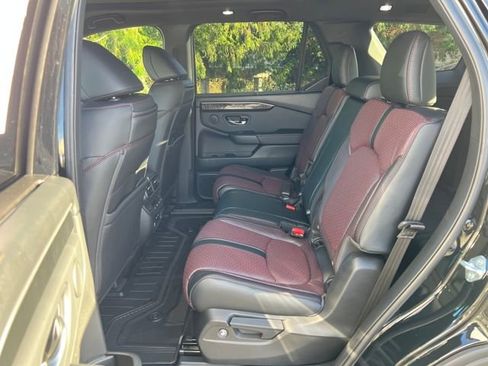 New 2025 Honda Pilot Black Edition image 14