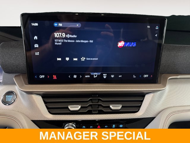 Used 2026 Ford Explorer Active w/ Active Comfort Package AWD/4WD image 6