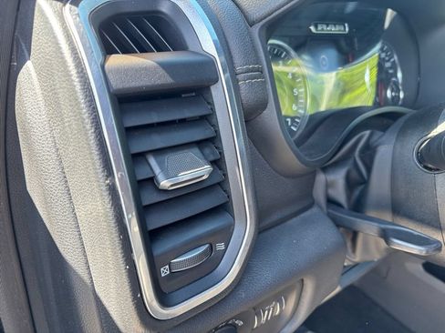 Used 2023 RAM 1500 Laramie AWD/4WD image 12