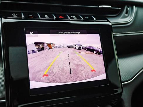 Certified 2025 Jeep Grand Cherokee Altitude image 25