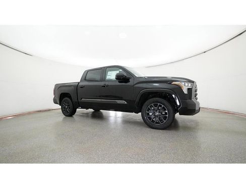 New 2025 Toyota Tundra Platinum image 28