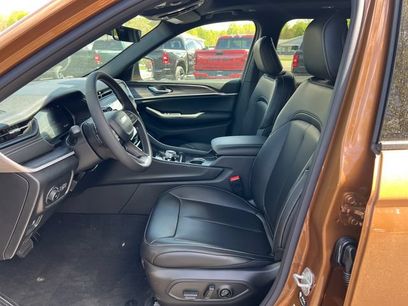 New 2026 Jeep Grand Cherokee L Limited w/ Trailer Tow Package