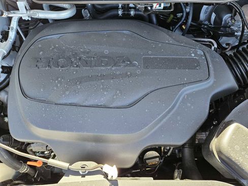 New 2026 Honda Odyssey Touring image 25