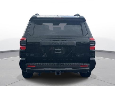 Certified 2025 Toyota 4Runner SR5 AWD/4WD image 7