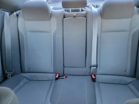 Used 2016 Dodge Charger SXT image 20