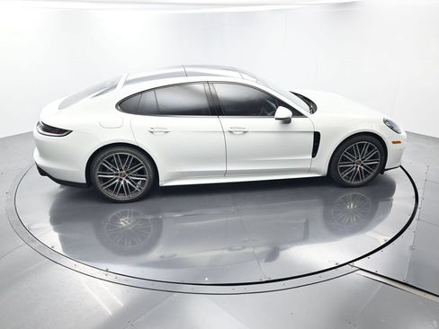 Certified 2023 Porsche Panamera Platinum Edition RWD image 38