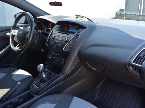 Used 2016 Ford Focus ST image 11
