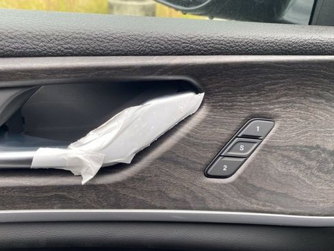 New 2025 Jeep Grand Cherokee Limited image 14